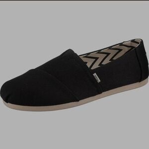 TOMS Women's Black Slip-On Shoes